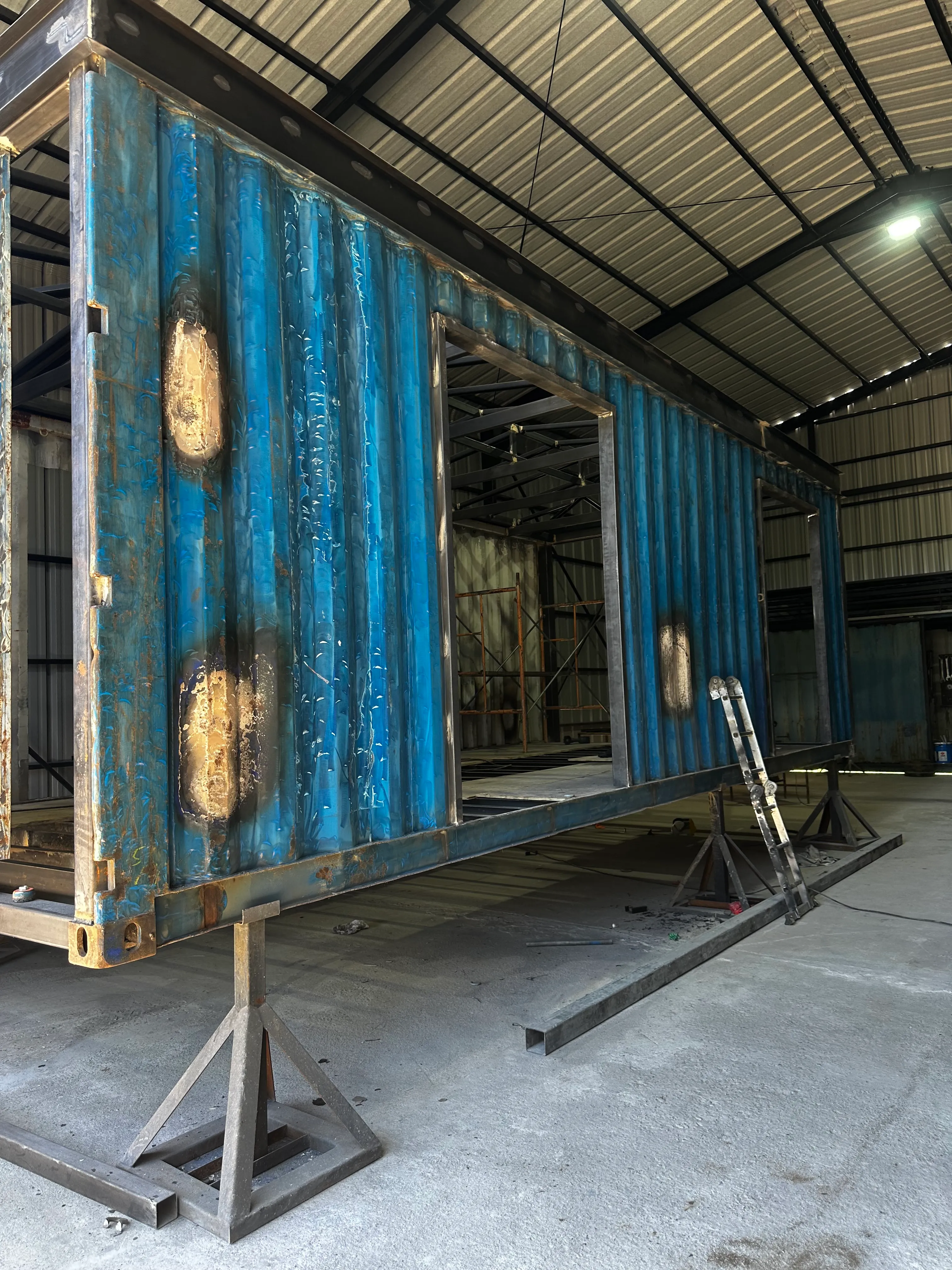 Container marítimo seleccionado para la transformación